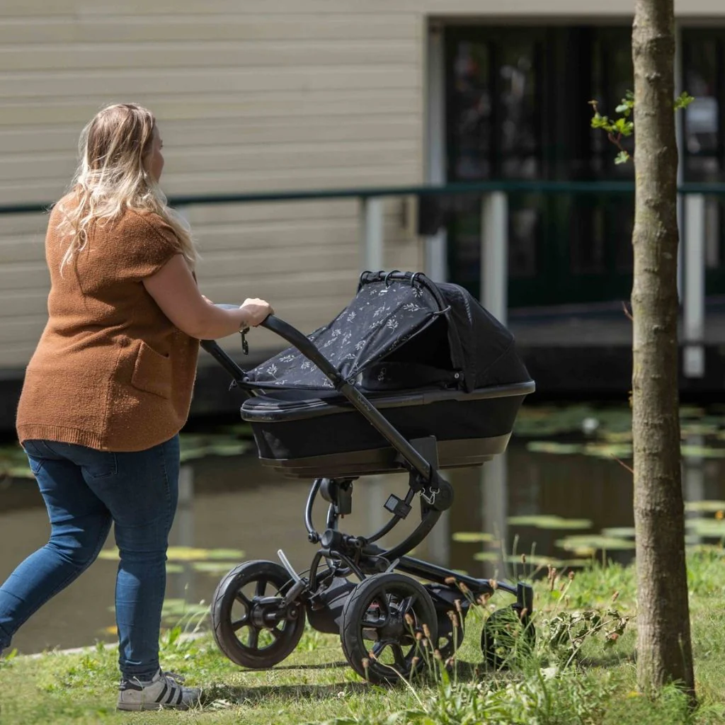 Dooky Beschermdoek Romantic Leaves zwart - Image 3